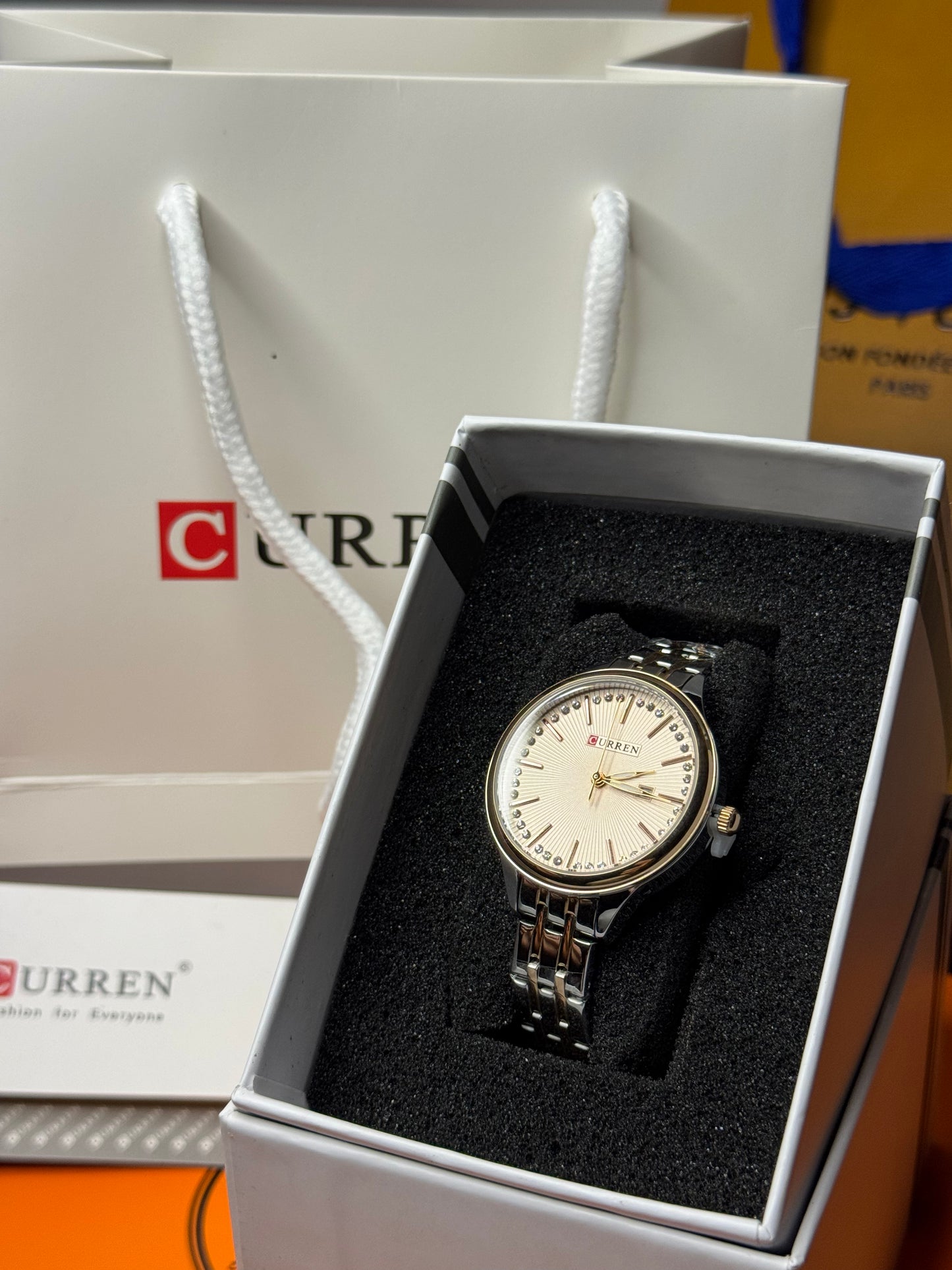 ⌚ Montre CURREN Originale pour Femme